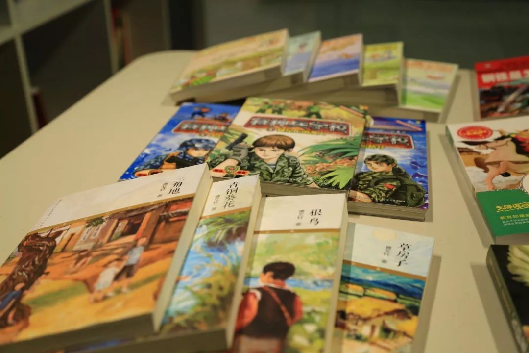地表最强教师天团:多伦多首家中文分级阅读馆开了,你还在逼娃“抄生字”吗? 地表最强教师天团:多伦多首家中文分级阅读馆开了,你还在逼娃“抄生字”吗?