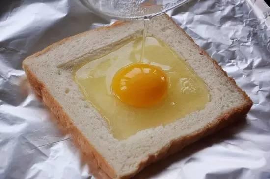 吐司白面包的5种创意吃法:你的早餐、午餐和零食都被承包了! 吐司白面包的5种创意吃法:你的早餐、午餐和零食都被承包了!