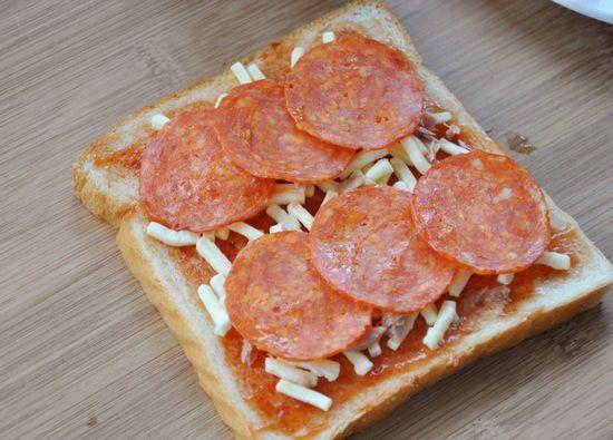 吐司白面包的5种创意吃法:你的早餐、午餐和零食都被承包了! 吐司白面包的5种创意吃法:你的早餐、午餐和零食都被承包了!