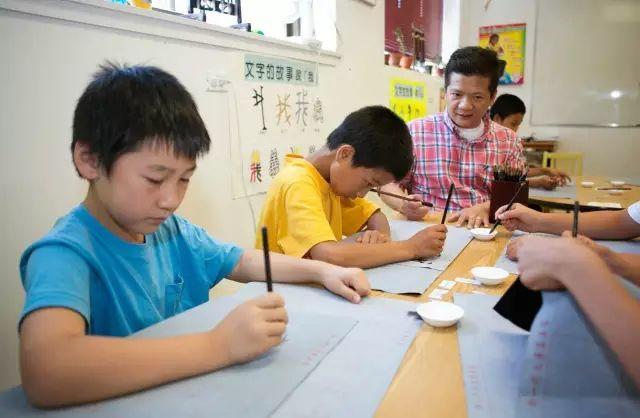 孩子上兴趣班最佳年龄总结：不拔苗助长也别错过黄金时间