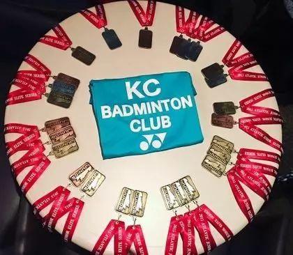 兴趣班指南:为什么要让孩子去学羽毛球?几岁开始学最合适? 兴趣班指南:为什么要让孩子去学羽毛球?几岁开始学最合适?