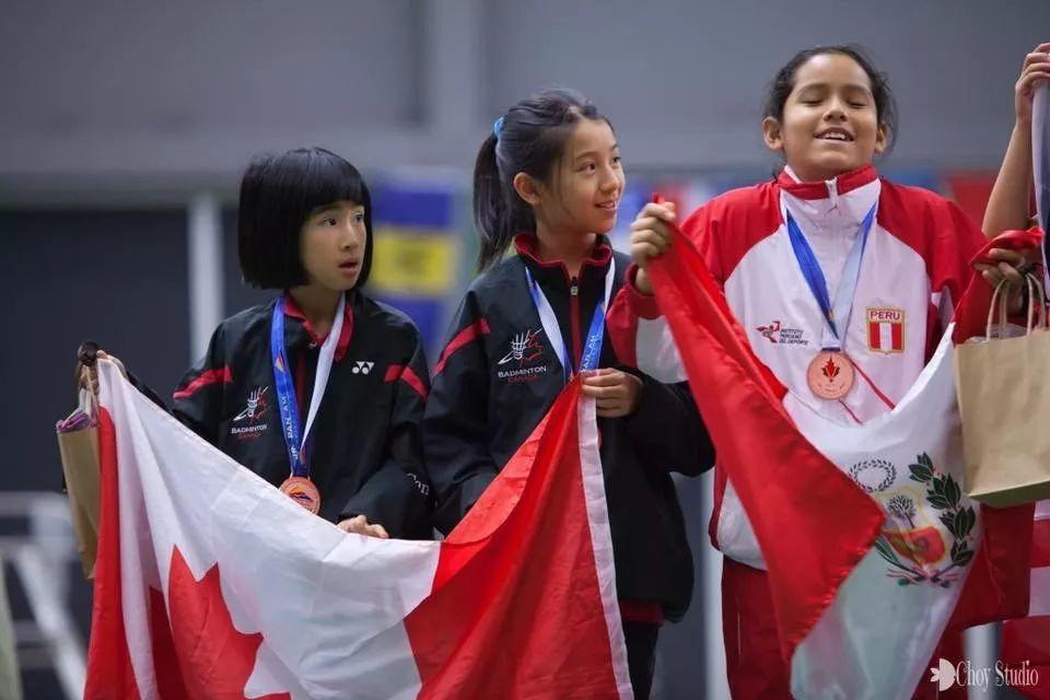 兴趣班指南:为什么要让孩子去学羽毛球?几岁开始学最合适? 兴趣班指南:为什么要让孩子去学羽毛球?几岁开始学最合适?