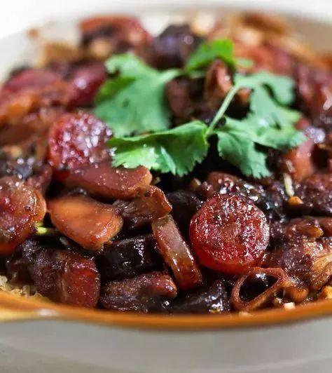 别只会蒸米饭了，电饭煲还能这样用，煲汤炖肉烤鸡....