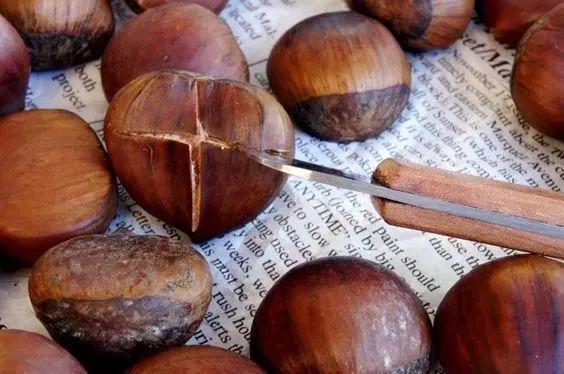 别只会蒸米饭了，电饭煲还能这样用，煲汤炖肉烤鸡....