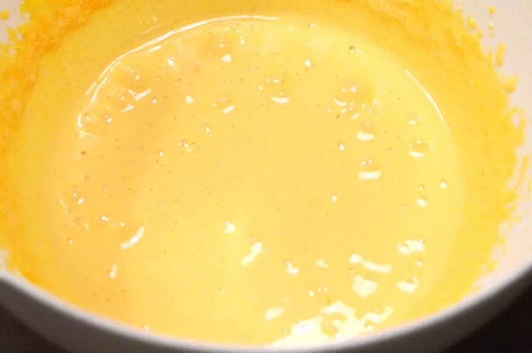 别只会蒸米饭了，电饭煲还能这样用，煲汤炖肉烤鸡....