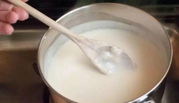 别只会蒸米饭了，电饭煲还能这样用，煲汤炖肉烤鸡....