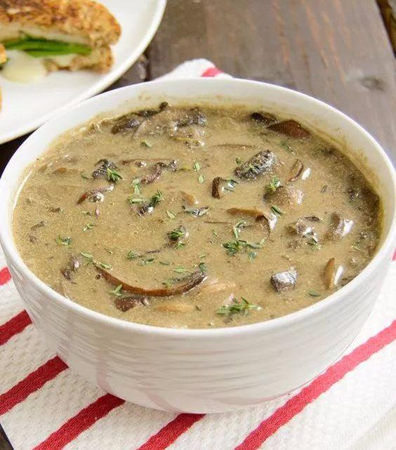 别只会蒸米饭了，电饭煲还能这样用，煲汤炖肉烤鸡....