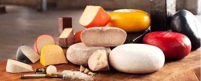 比杨树林口红色号还复杂！大人和小孩该怎么吃cheese？