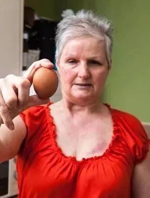 学美食博客用微波炉做糖心蛋,这位妈妈差点毁容.... 学美食博客用微波炉做糖心蛋,这位妈妈差点毁容....