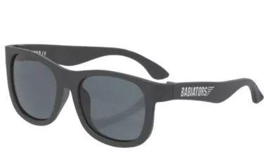 夏季儿童防晒第二扒：除了防晒霜，你还需要这些这些这些....