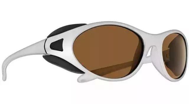 夏季儿童防晒第二扒：除了防晒霜，你还需要这些这些这些....