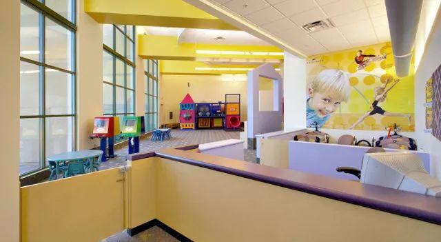 多伦多这些有人给你看娃的健身房了解一下：再也不能拿娃做借口