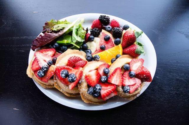 带娃也能好好吃顿饭！安利多伦多10家亲子餐厅：儿童餐+玩具+表演