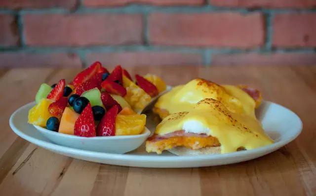 带娃也能好好吃顿饭！安利多伦多10家亲子餐厅：儿童餐+玩具+表演