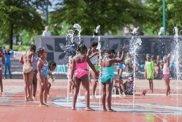 夏天玩水最正经:GTA地区开放儿童戏水池的公园大盘点 夏天玩水最正经:GTA地区开放儿童戏水池的公园大盘点