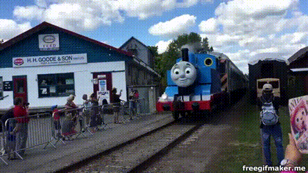 这个8月带娃去坐真的托马斯小火车！车迷们，约吗？