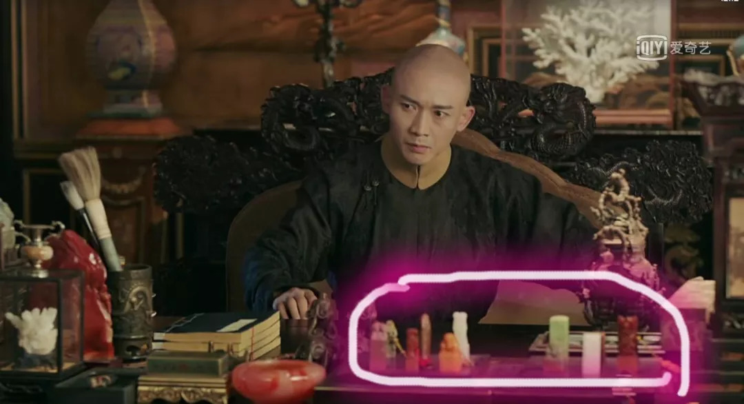 红底小碎花之父乾隆:朕的审美一级棒! 红底小碎花之父乾隆:朕的审美一级棒!