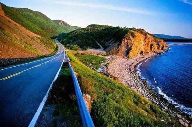 加拿大最美的自驾游路线：春风十里不及枫叶国一寸秋景