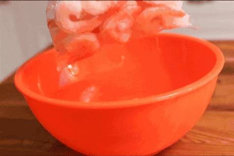 煮饭煮面煮饺子，是用凉水？开水？还是不凉不热的水？