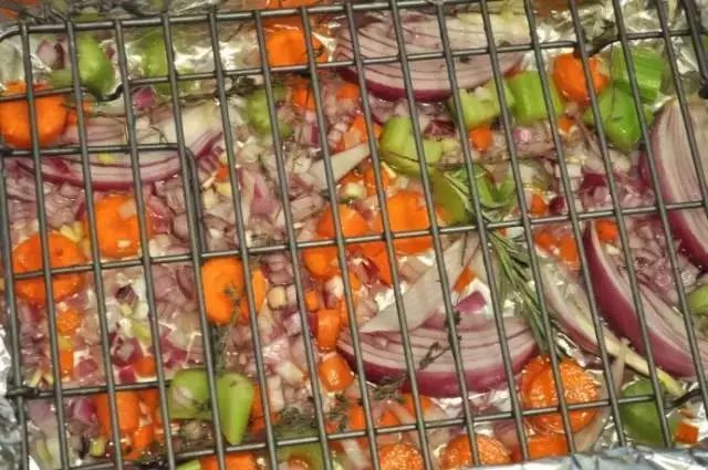 感恩节三大主菜的手残懒人版：火鸡、南瓜派、土豆泥