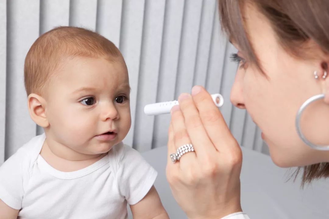 实访眼科医生:答疑妈妈最爱问的孩子眼科话题 实访眼科医生:答疑妈妈最爱问的孩子眼科话题
