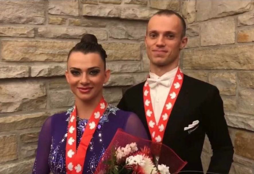 我的健身舞蹈老师是Lululemon的形象大使! 我的健身舞蹈老师是Lululemon的形象大使!