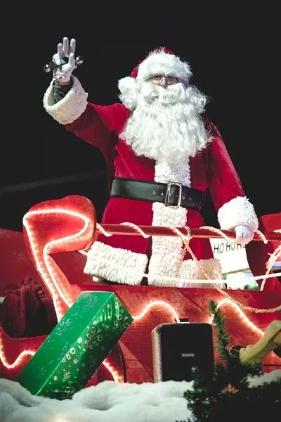 娃还是要遛的!儿童嘉年华、圣诞老人游行第二波、手工作坊...... 娃还是要遛的!儿童嘉年华、圣诞老人游行第二波、手工作坊......