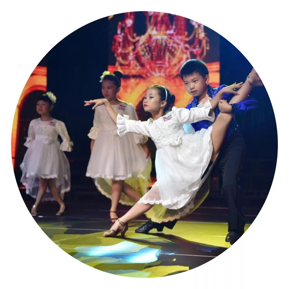 国标拉丁舞/空中瑜伽/模特选美...打造大小女神！