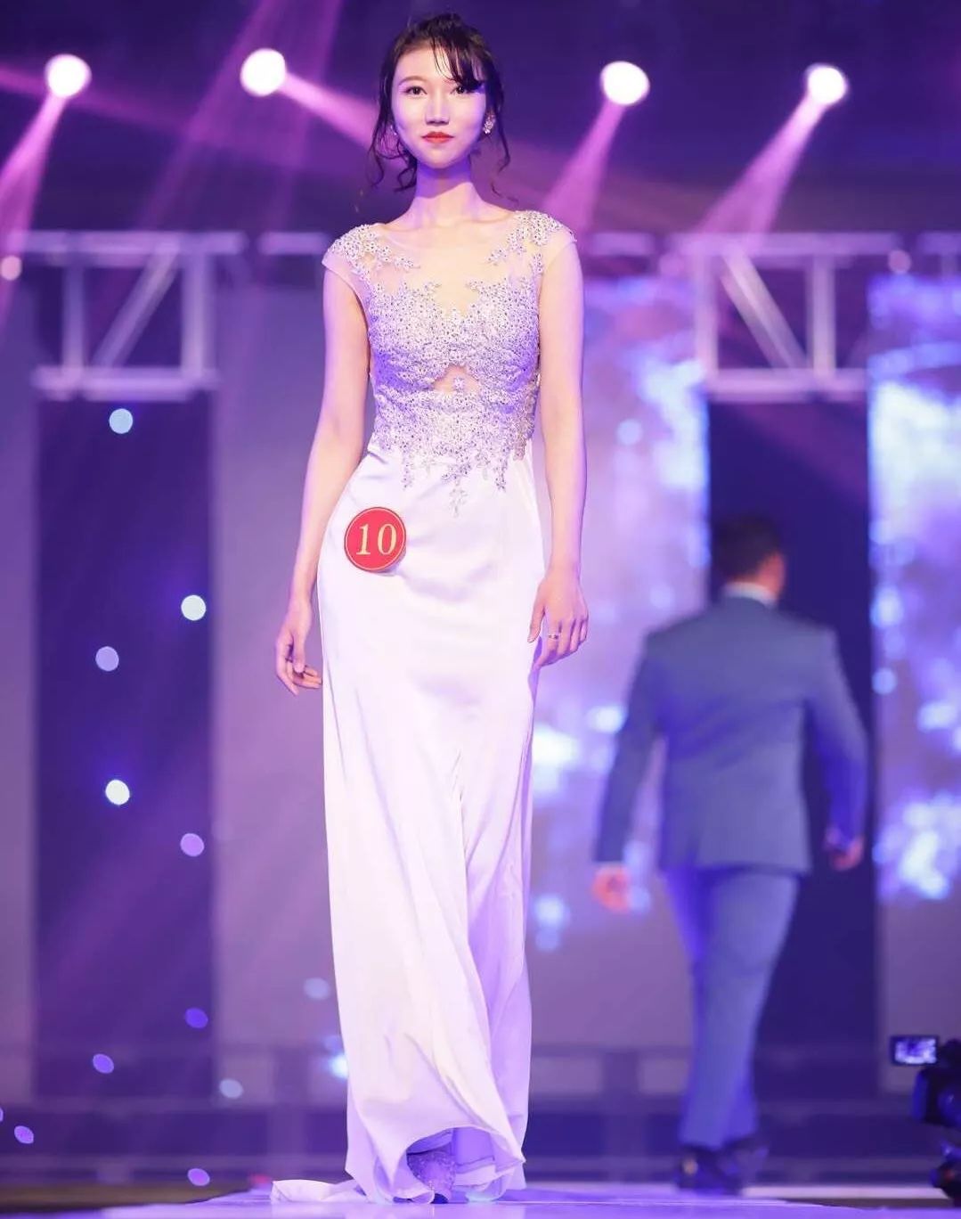 国标拉丁舞/空中瑜伽/模特选美...打造大小女神！