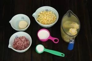 零失误圣诞餐:没有什么节是烤鸡和土豆解决不了的! 零失误圣诞餐:没有什么节是烤鸡和土豆解决不了的!