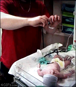 在看不见老婆的地方,他们都是这样带娃的.... 在看不见老婆的地方,他们都是这样带娃的....