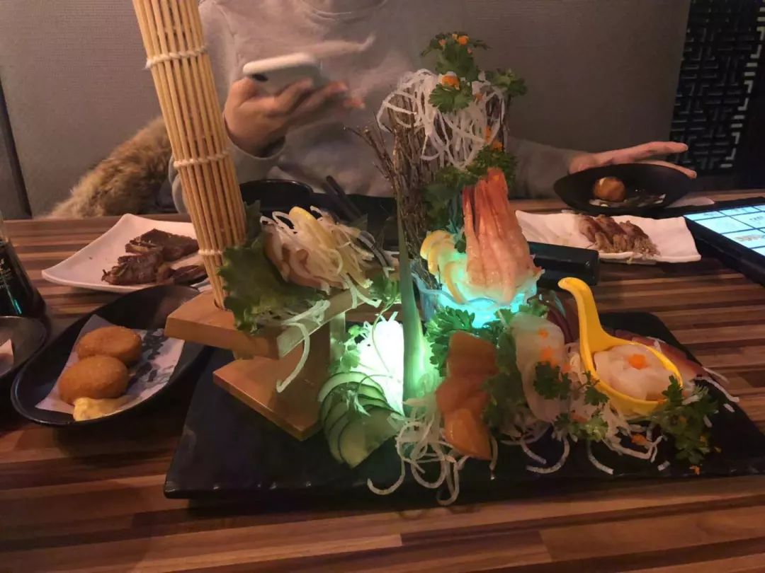 小编探店:忍不住一周连去两次的日料自助! 小编探店:忍不住一周连去两次的日料自助!