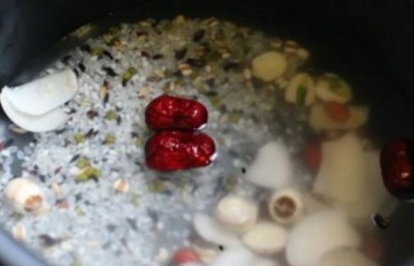 腊八粥:吃咸的?吃甜的?咸甜一念之间? 腊八粥:吃咸的?吃甜的?咸甜一念之间?