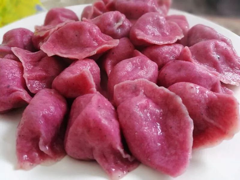 火龙果红色饺子皮 (约12张饺子皮)