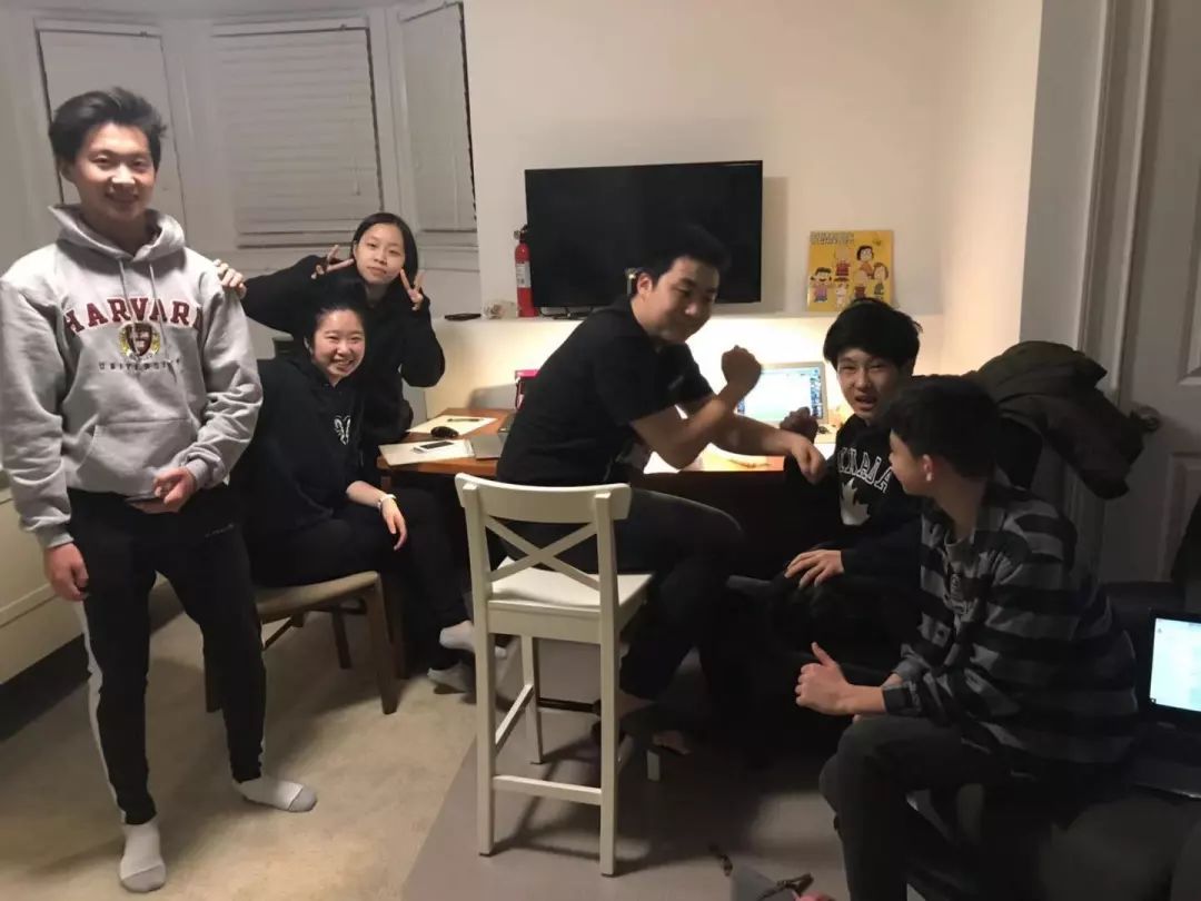 厉害啦！今年哈佛大学高中生辩论赛冠军竟都来自这所学校！