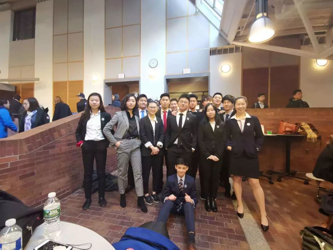厉害啦！今年哈佛大学高中生辩论赛冠军竟都来自这所学校！