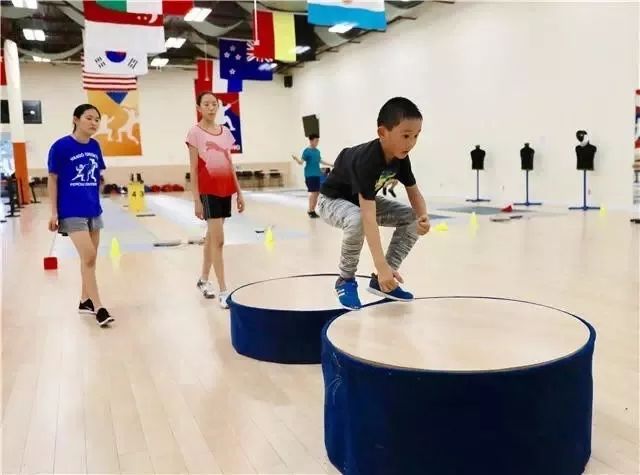 万国击剑夏令营：激情的夏天少不了激情的你~