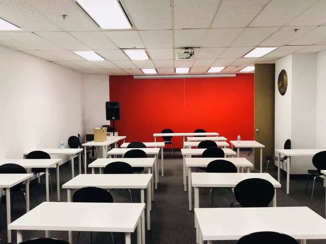 搞了一次装修,我活成了大哥的大哥... 搞了一次装修,我活成了大哥的大哥...
