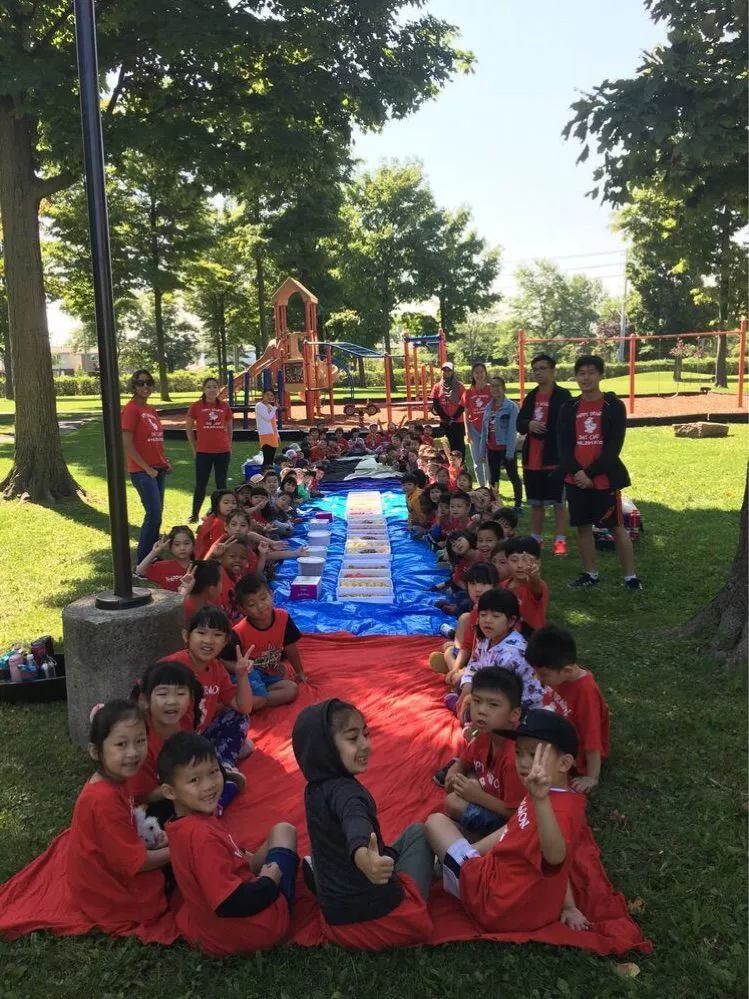 【火爆游泳夏令营】每天专业游泳课程+免费提供早、午餐和点心! 【火爆游泳夏令营】每天专业游泳课程+免费提供早、午餐和点心!