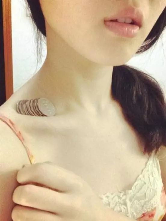 还没到夏天,女神又纷纷瘦成纸片人?!听闻绝招的我已经惊呆了…… 还没到夏天,女神又纷纷瘦成纸片人?!听闻绝招的我已经惊呆了……
