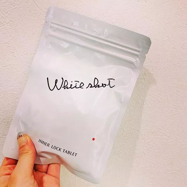 还没到夏天,女神又纷纷瘦成纸片人?!听闻绝招的我已经惊呆了…… 还没到夏天,女神又纷纷瘦成纸片人?!听闻绝招的我已经惊呆了……