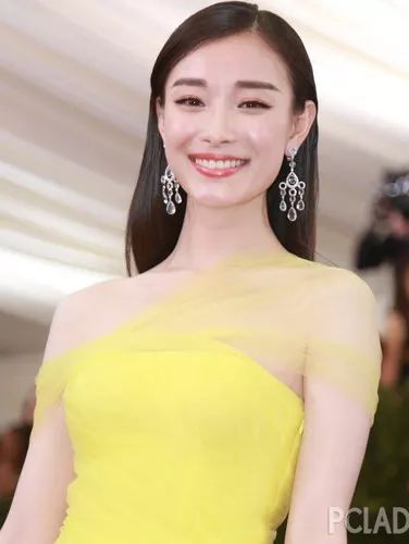 不求美但求最白!学倪妮如何从头到脚白出高级感! 不求美但求最白!学倪妮如何从头到脚白出高级感!