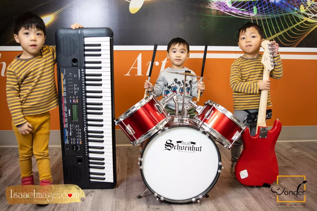 一起摇滚与涂鸦:3个老师教15个孩子!这样的夏令营太任性! 一起摇滚与涂鸦:3个老师教15个孩子!这样的夏令营太任性!