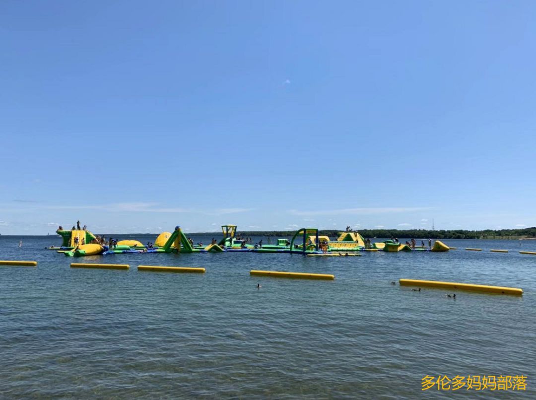 糟蹋家里不如祸祸室外：组团踩点实拍教你玩转网红水上乐园！