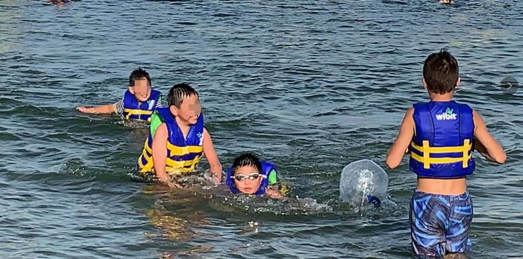 糟蹋家里不如祸祸室外：组团踩点实拍教你玩转网红水上乐园！