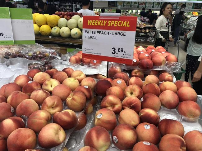 大统华特价实拍：养生要朋克，可乐泡枸杞！