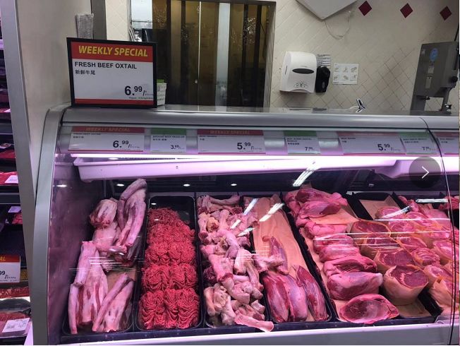 大统华特价实拍：养生要朋克，可乐泡枸杞！