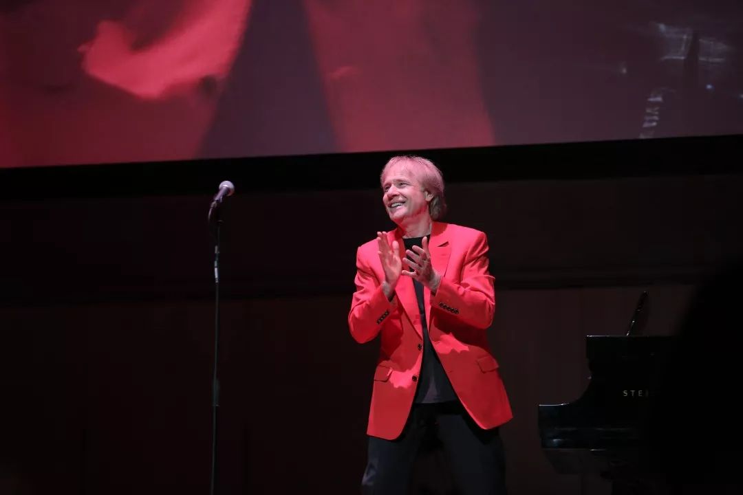 这个周末钢琴王子理查德就要来咯！约不约啊？