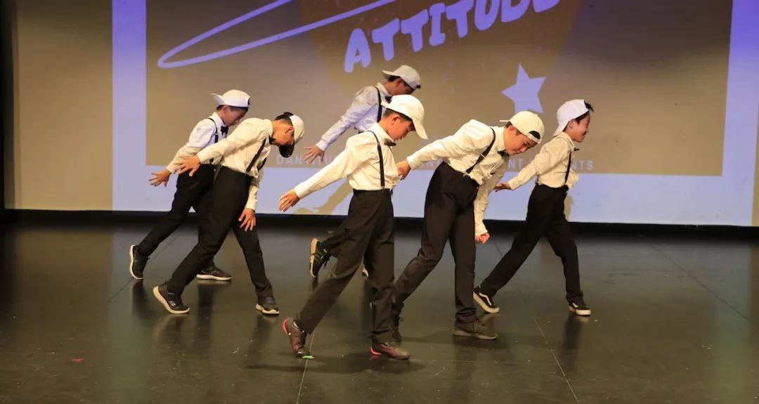 原来多伦多的孩子都在这里学流行舞！