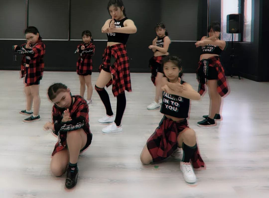 原来多伦多的孩子都在这里学流行舞！